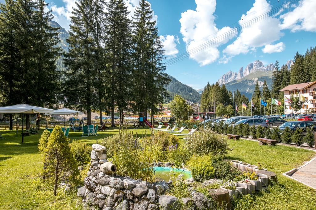 Hotel Villa Rosella Park & Wellness Canazei Exteriér fotografie