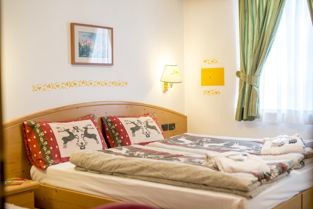 Hotel Villa Rosella Park & Wellness Canazei Exteriér fotografie